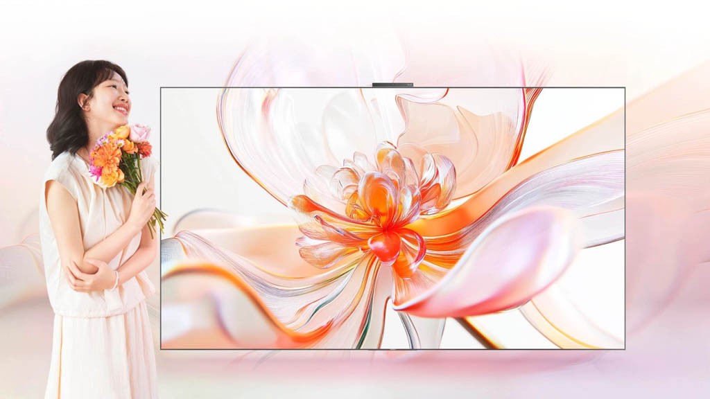 Tv med ultratunn design på mindre än 5 cm, 4K UHD-upplösning och Super Mini LED-bakbelysning